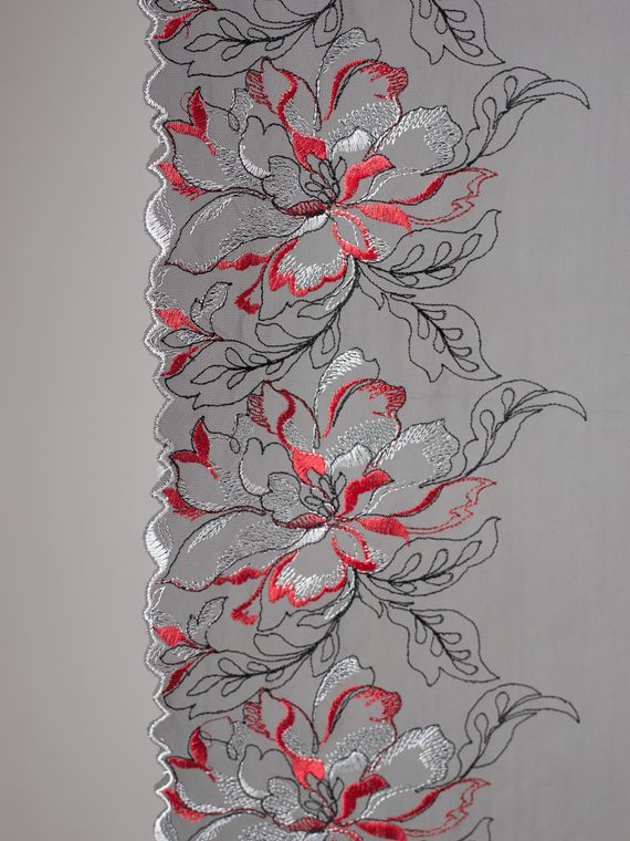 05-168 ОПТ Вышивка на неэл. сетке 22 см, черный/серый/красный (левая)