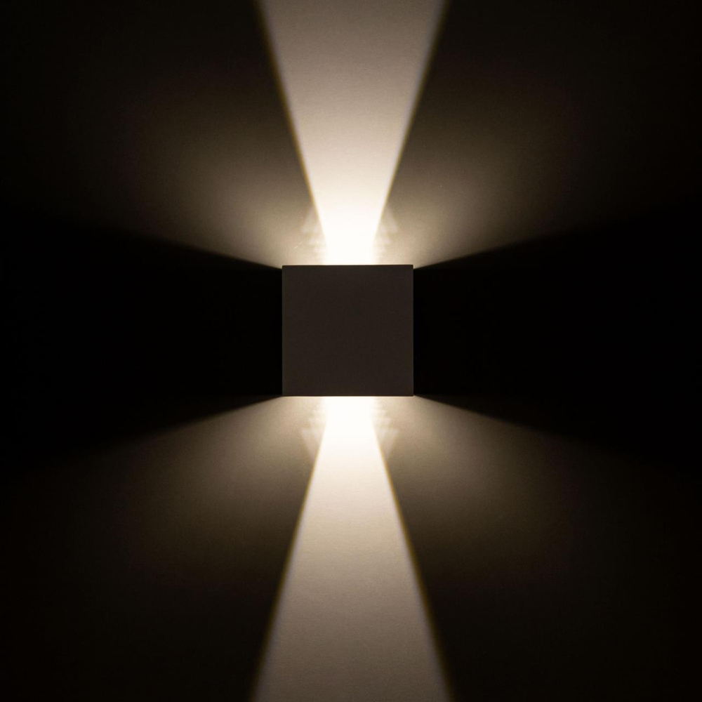 Настенный светильник Citilux Декарт CL704060