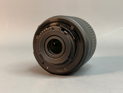 Nikon 18-55mm f/3.5-5.6G AF-S VR II DX Zoom-Nikkor