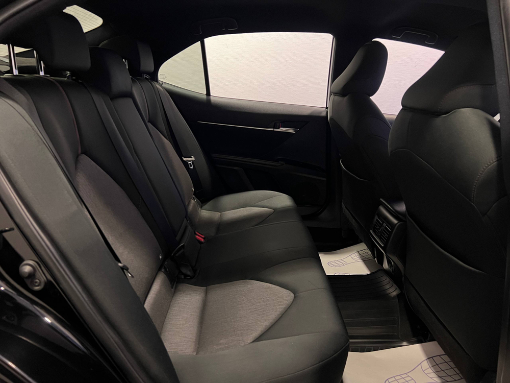 Toyota Camry, 2019 год