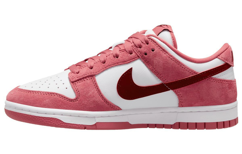 Кроссовки Nike Dunk Low Wmns "Valentine'S Day" (Женская размерная сетка)