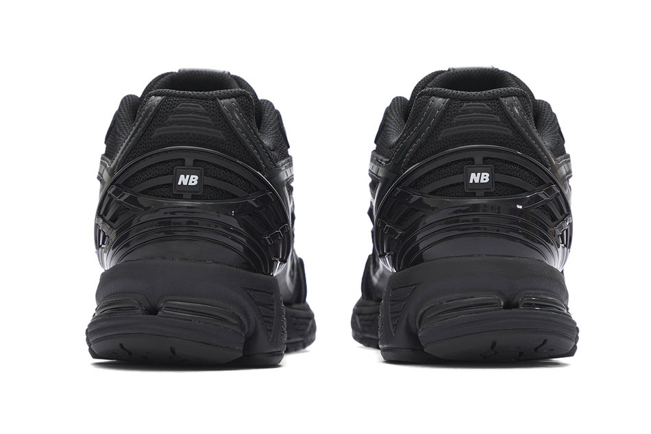 New Balance 1906R "Triple Black"