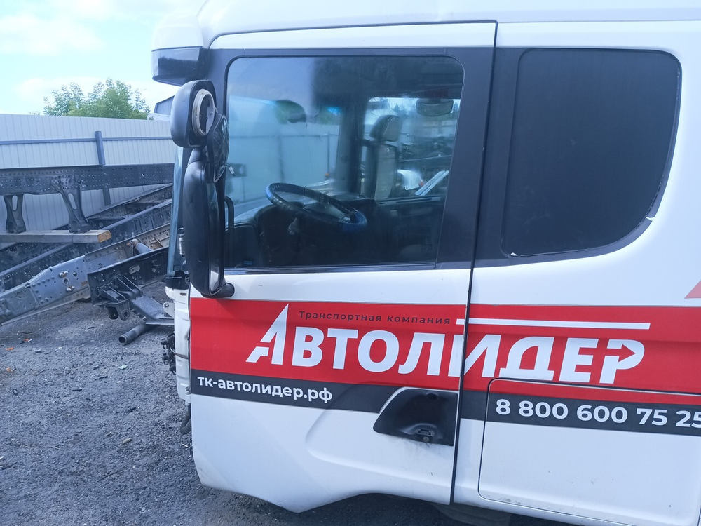 Кабина R440 2017 год.