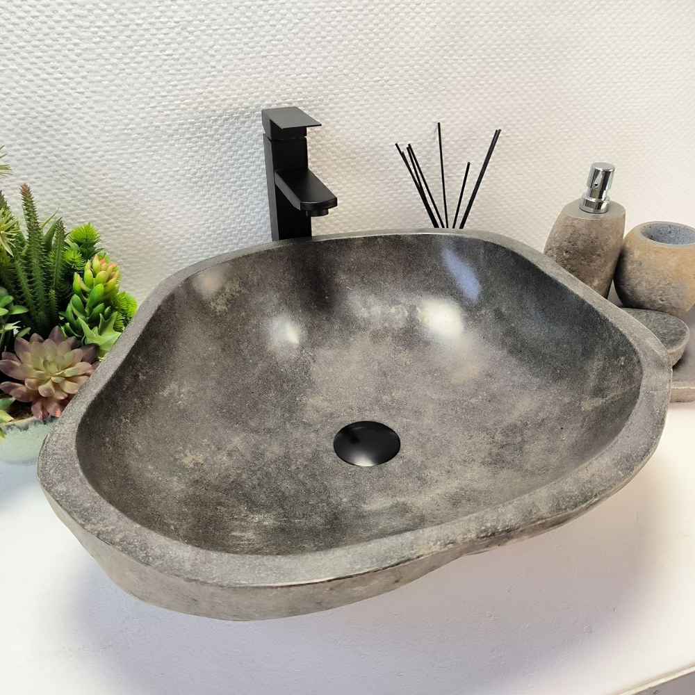Раковина из речного камня RS-63864 (52*49*15) 0123
