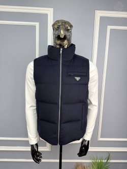 Пуховый жилет Prada