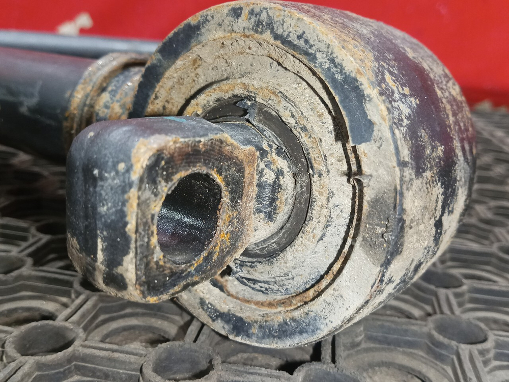 Тяга реактивная V-образная 2023г