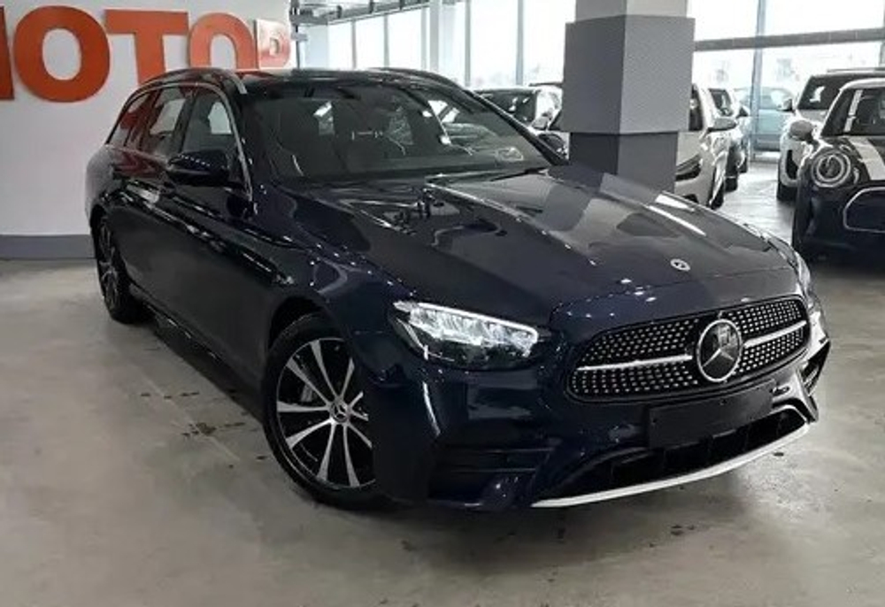 Mercedes-Benz E 230