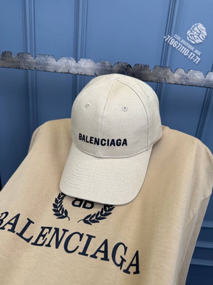 Бейсболка Balenciaga