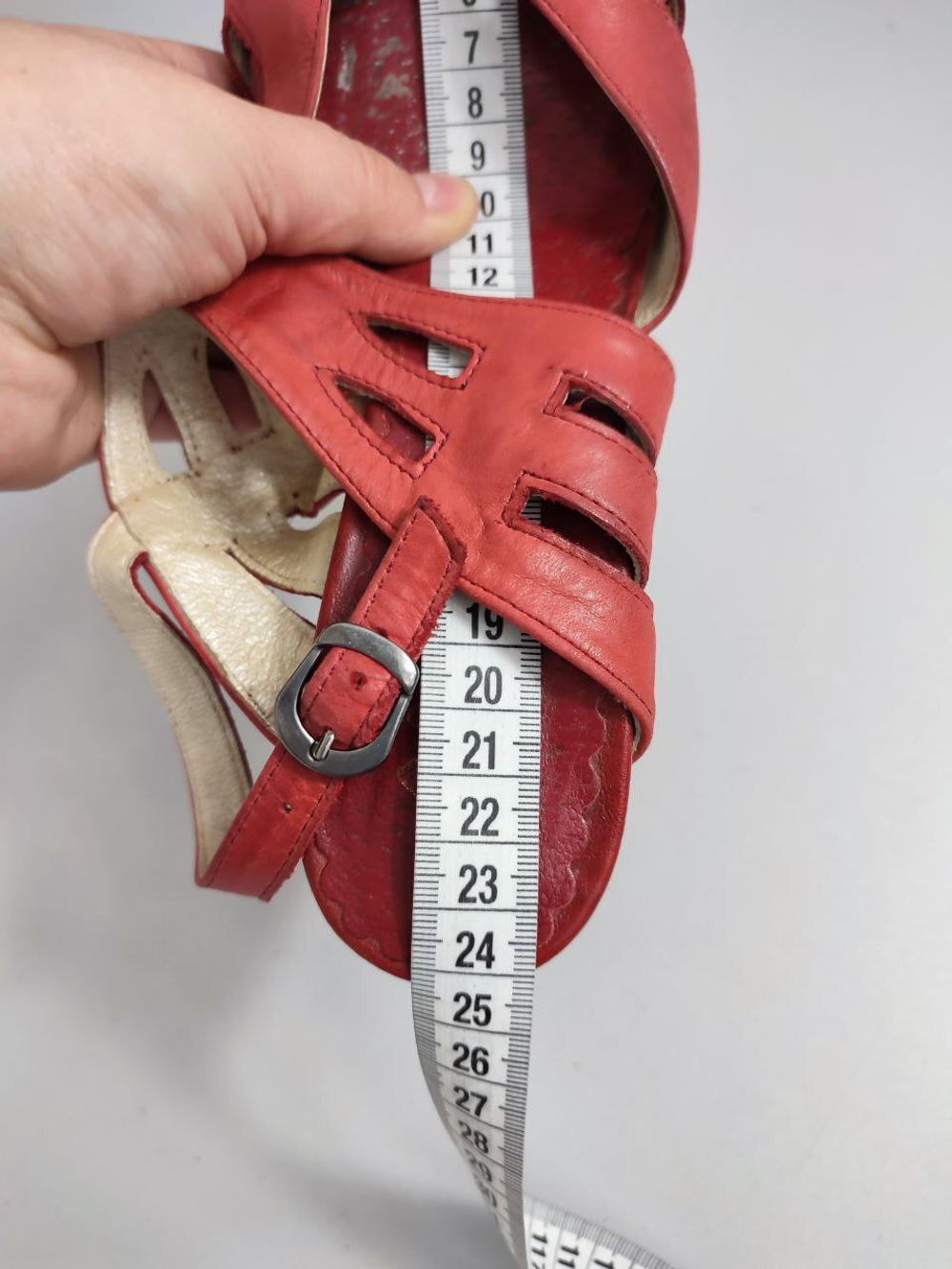 Босоножки Abil красные 38 размер