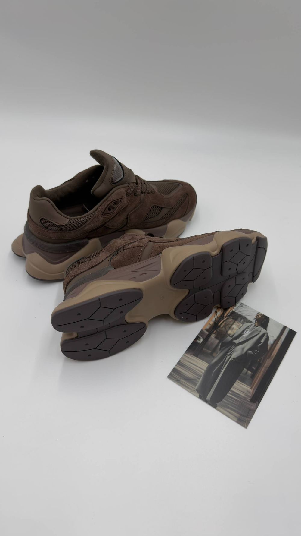 Кроссовки женские натуральная кожа/замша артикул 8888-40 цвет"шоколадный"