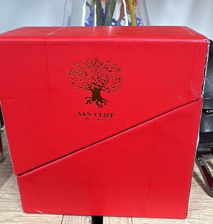 Коробка VAN CLIFF Подарочная "Для ремней"