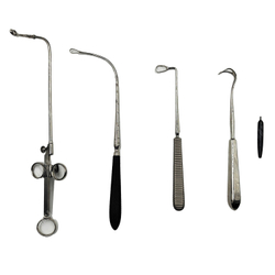 Набор хирургических инструментов из 9-ти предметов в кейсе. Фабрика Виндлер. Берлин. руб. XIX–ХХ вв.