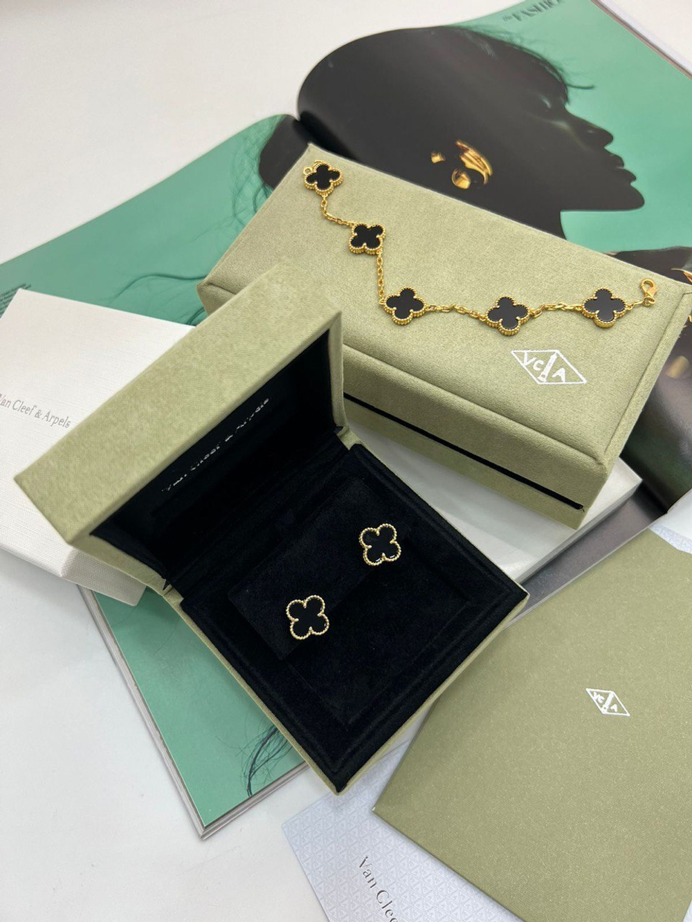 Серьги Van Cleef & Arpels