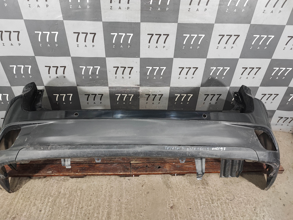 Бампер задний Toyota Highlander 3 (U50) 13-19 Б/У Оригинал 521590E911