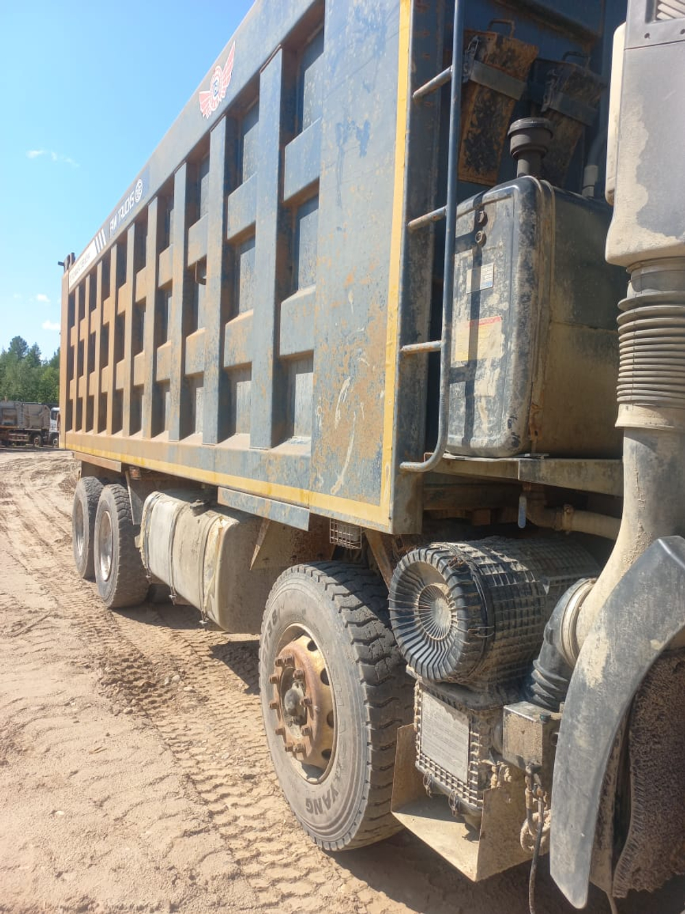FAW J6 8x4 Самосвал CA3310P66K24T4E5 (Дизельный, 11,1 л, 420 л.с., МТ)