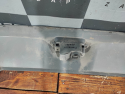 Накладка заднего бампера Suzuki Vitara 2 14-нв Б/У Оригинал  7187154P00