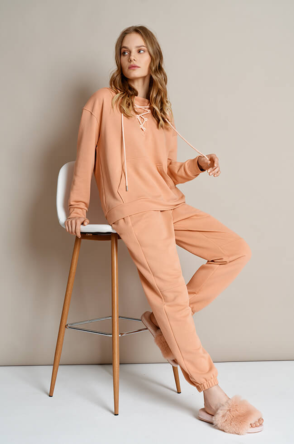 22566 Джемпер женский (персик)