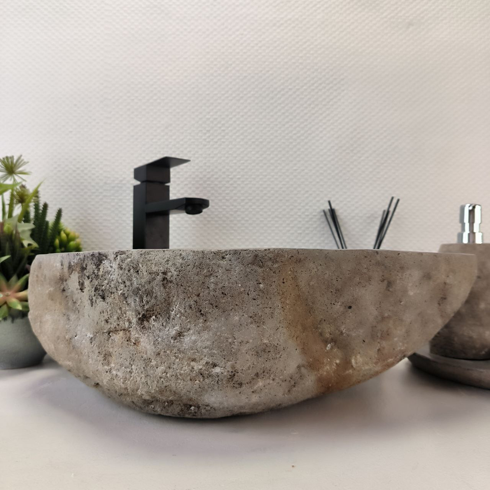 Раковина из речного камня RS-63572 (50*39*15) 0122