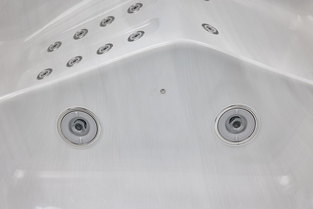 Уличный трехместный гидромассажный спа-бассейн Victoria Star VS-302L