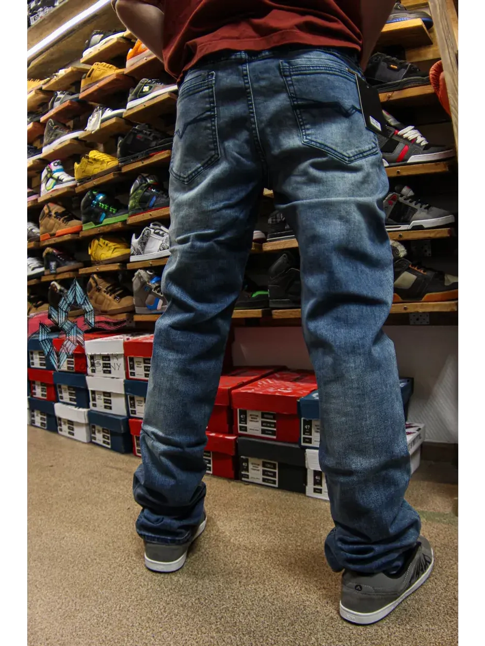 Джинсы прямые трубы от Savitar Shoes Company