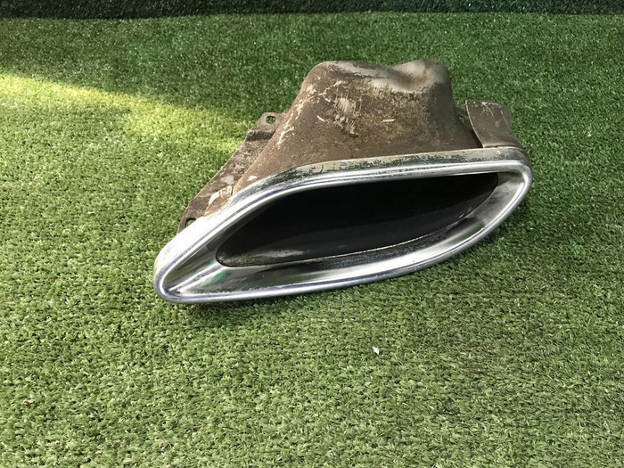 Насадка глушителя левая Mercedes CLA w117 (2016-2019)