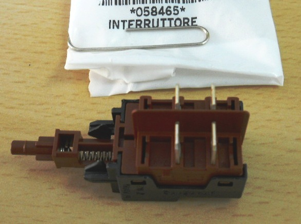 Кнопка вкл-выкл стиральной и посудомоечной машины Ariston, Indesit  58465,83904,63971)