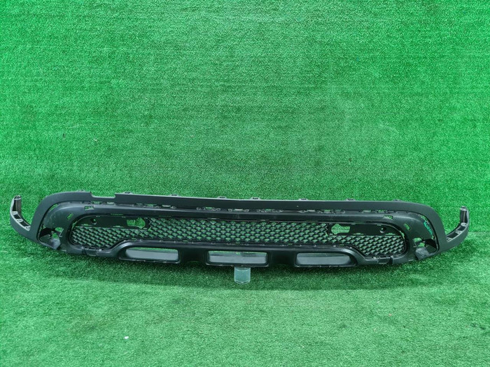 Юбка переднего бампера Mercedes GLC X253 (19-22)