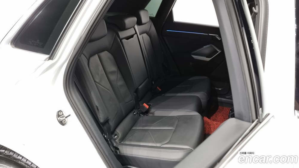 Audi Q3 (F3) 35 TDI Premium (12.2020)