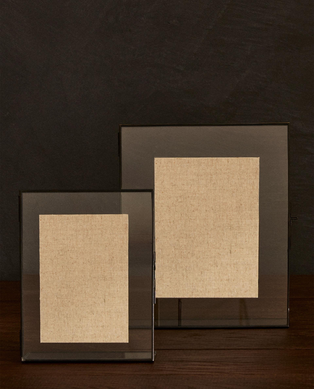 Zara Home Фоторамка из стекла, цвет чёрный, 20 см