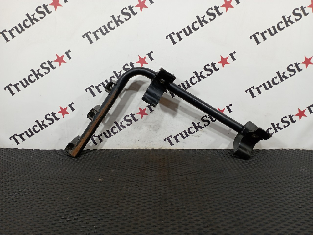 Кронштейн боковой защиты левый 2023г