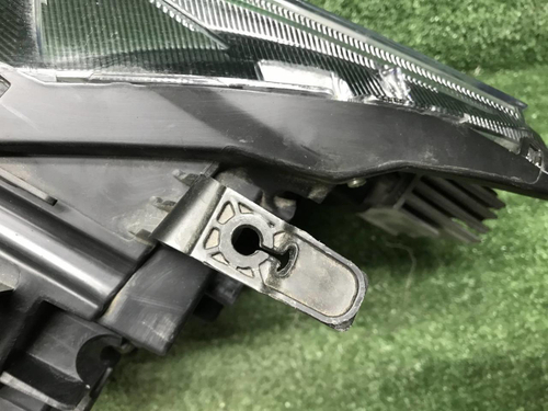 Фара правая Haval F7 (2018-2024) LED
