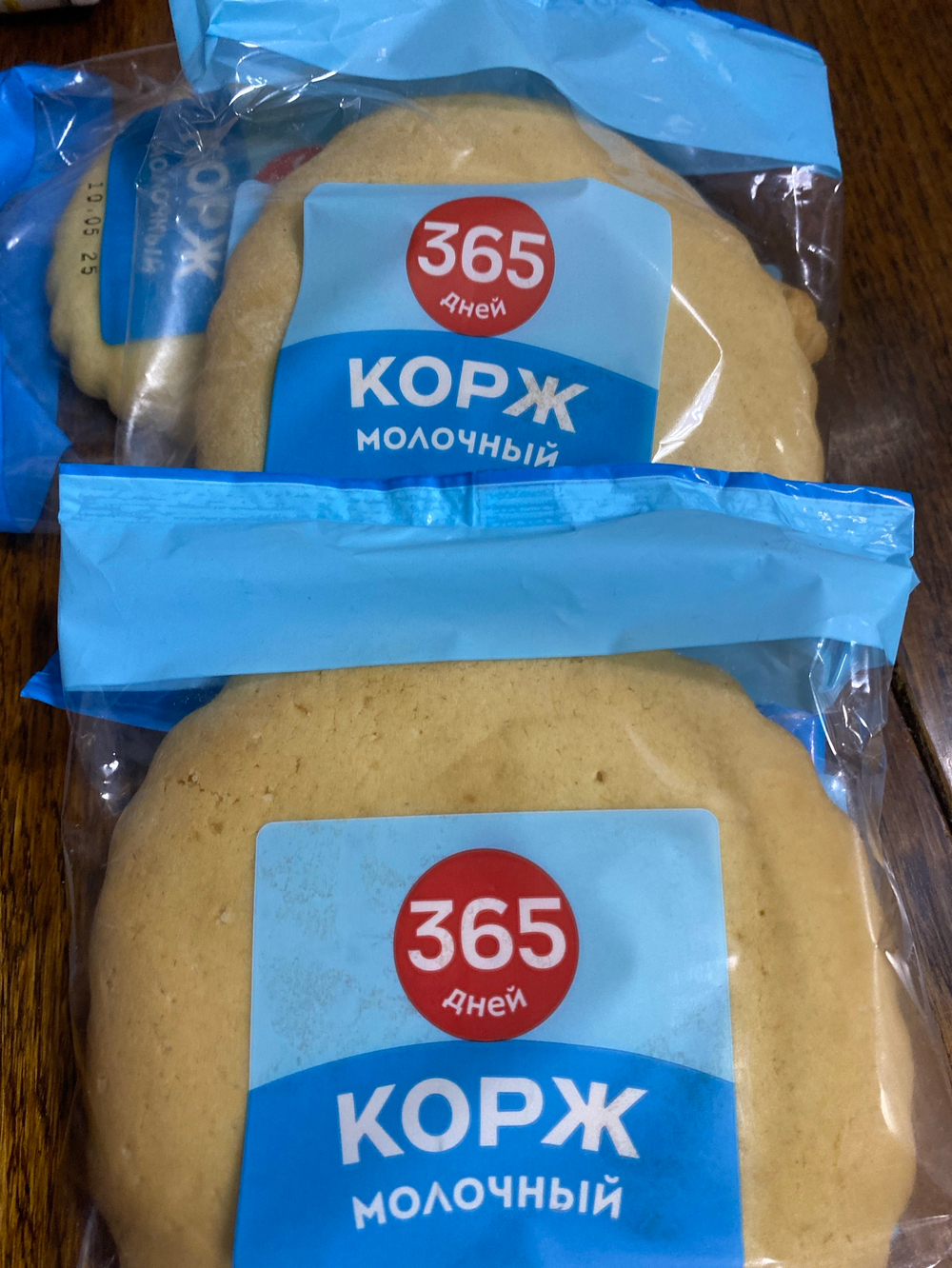 Корж молочный