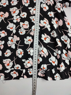 Блузка MANGO из вискозы такая красивая 42 размер