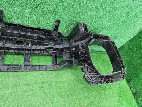 Телевизор Lixiang L7 (2022-н.в.)