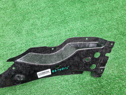 Армирующий стойки правый BMW 7er G11 (2015-2022)