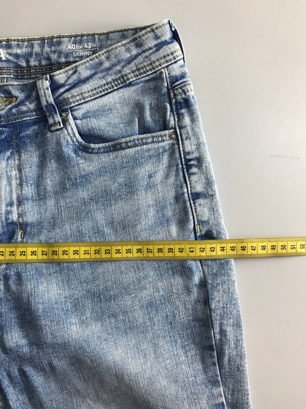 Джинсы C&A лаконичные, маркировка 40, визуально на 46 размер