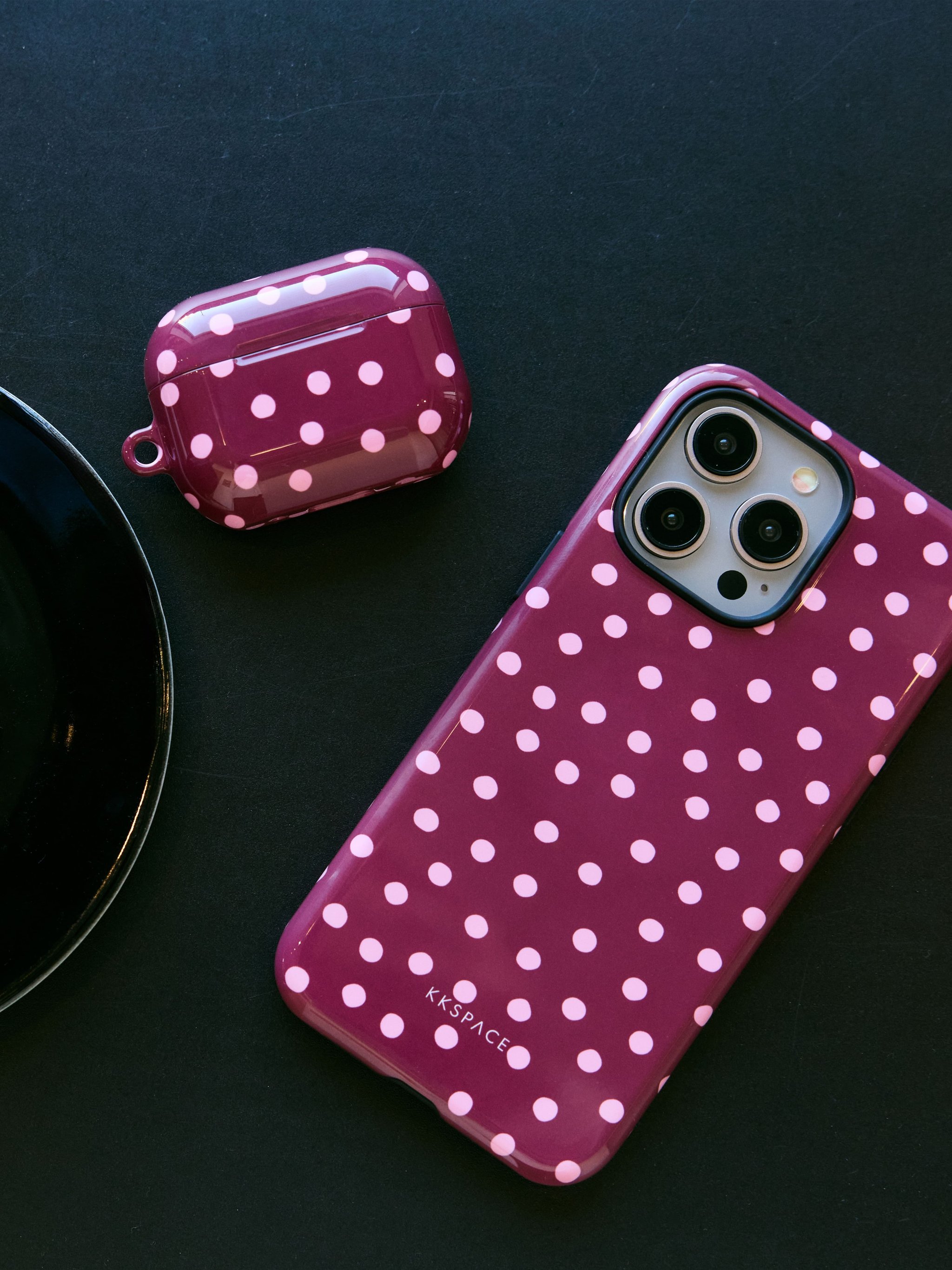 Кейс SPRINKLES (вишневый) для AirPods