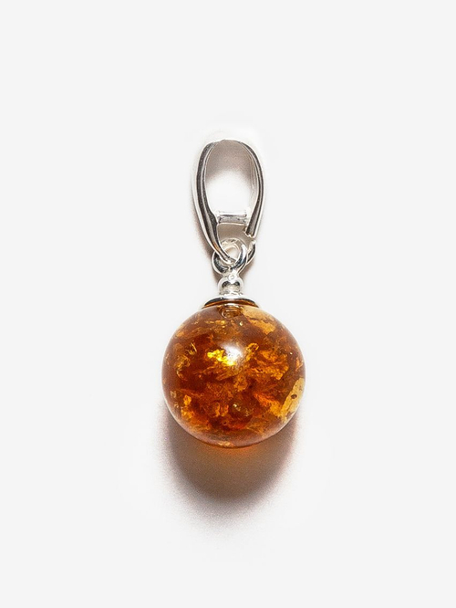 Кулон с натуральным цельным янтарем, диаметр 11 мм. Калининградский янтарь кулон