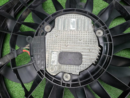 Диффузор с вентилятором BMW X7 G07 (2019-н.в.)