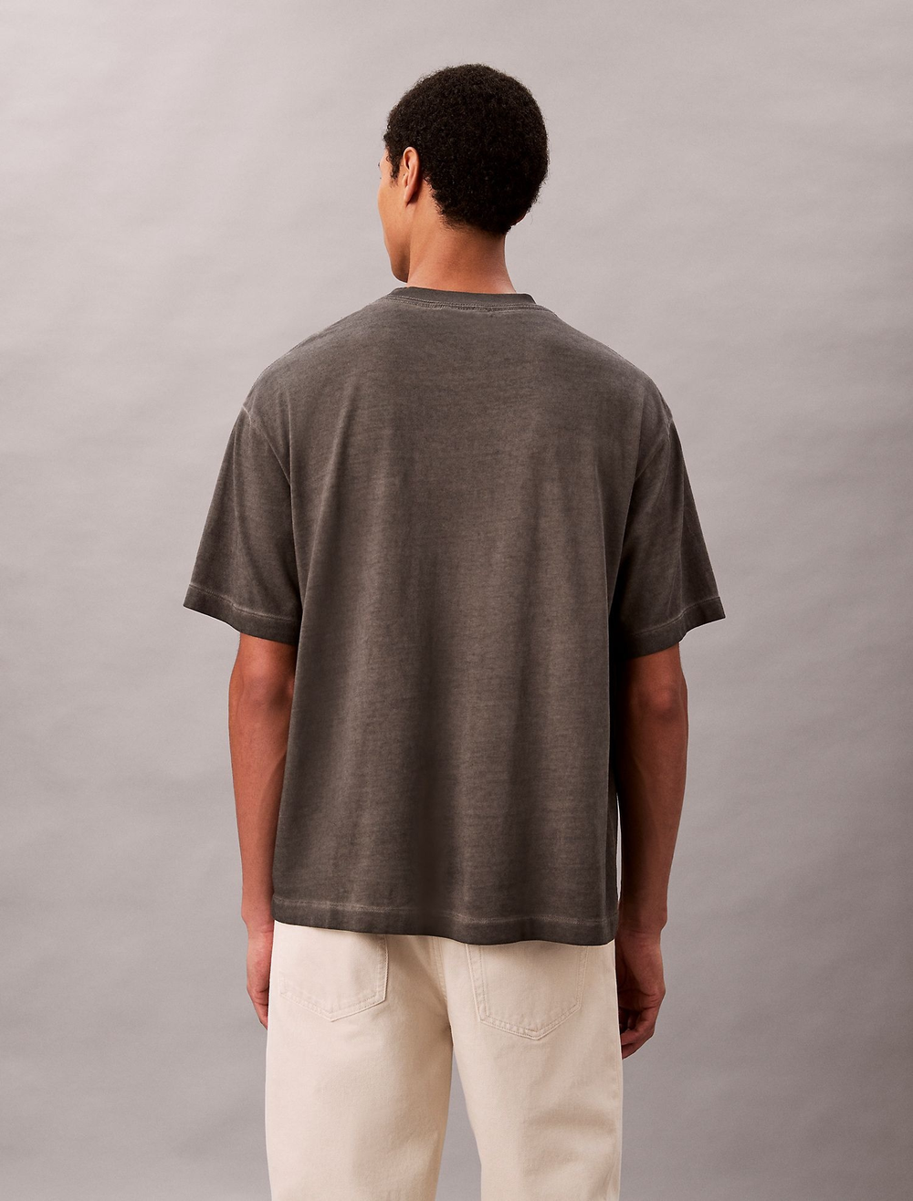 Футболка Calvin Klein Faded Dye Logo Graphic Classic Ash / Castlerock