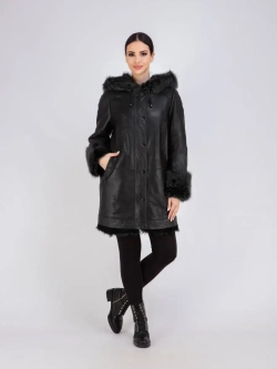 Дубленка зимняя с капюшоном натуральная оверсайз