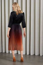 4820 Юбка женская (бордовый градиент)