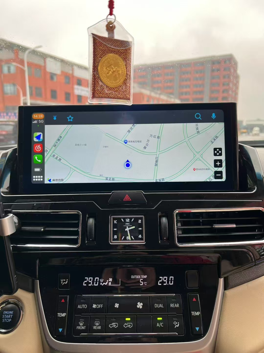 штатная магнитола для TOYOTA LAND CRUISER 200 2016+ TOP KUBERG SL-3923
