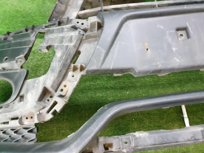 Бампер передний Lada Vesta (2015-н.в.) Cross