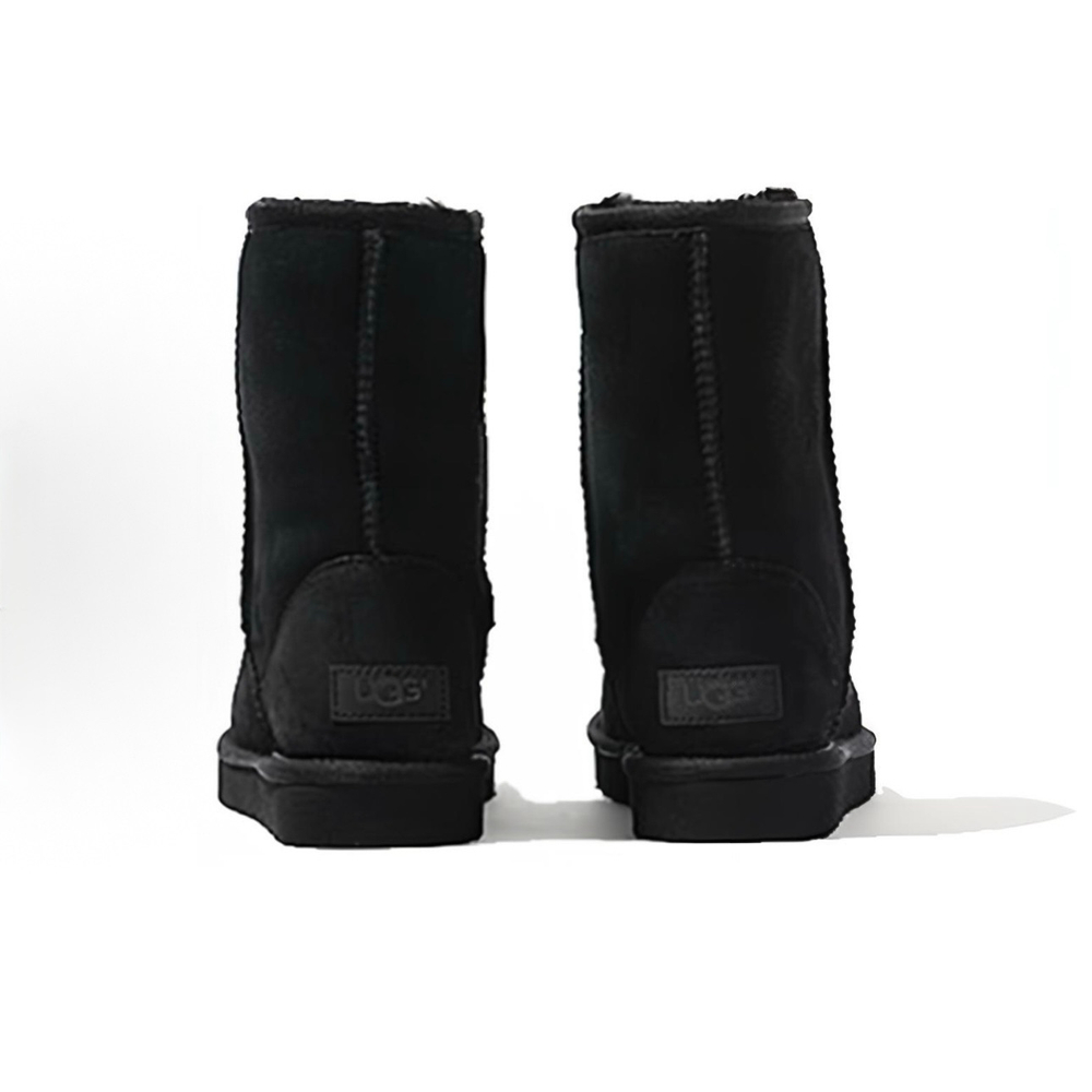 UGG Classic Short II