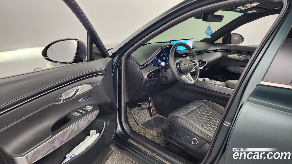 Genesis GV70 2.5T Бензин AWD (05.2021)