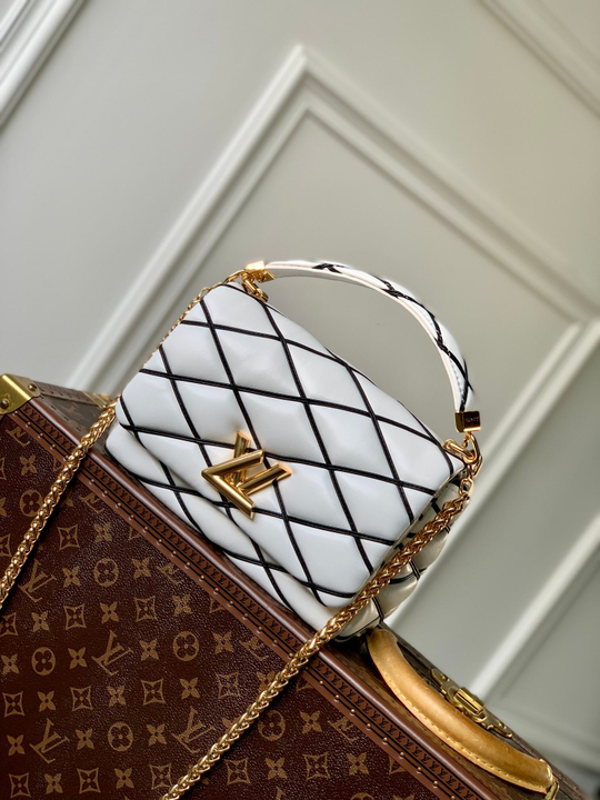 Louis Vuitton GO-14 MM