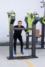 P-1805 Уличный тренажер Тяга к поясу стоя с переменной нагрузкой ZAVODSPORTA