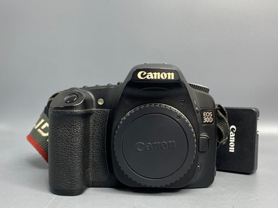 Canon EOS 30D