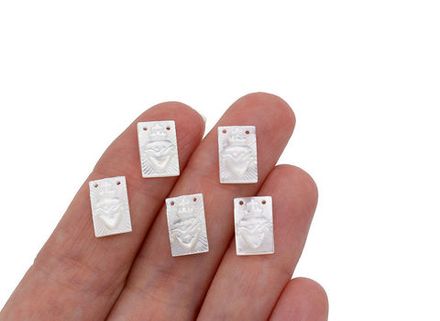 Подвеска из перламутра Сердце